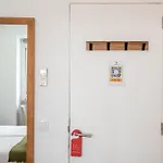 Cozy Avenida Guesthouse