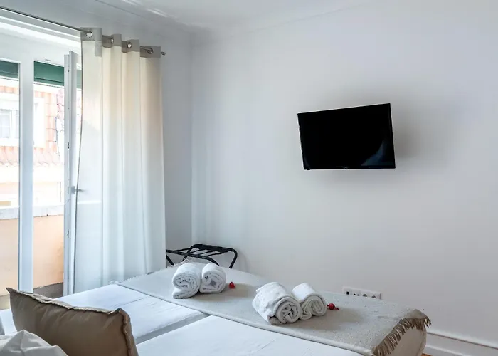 Cozy Avenida Guesthouse