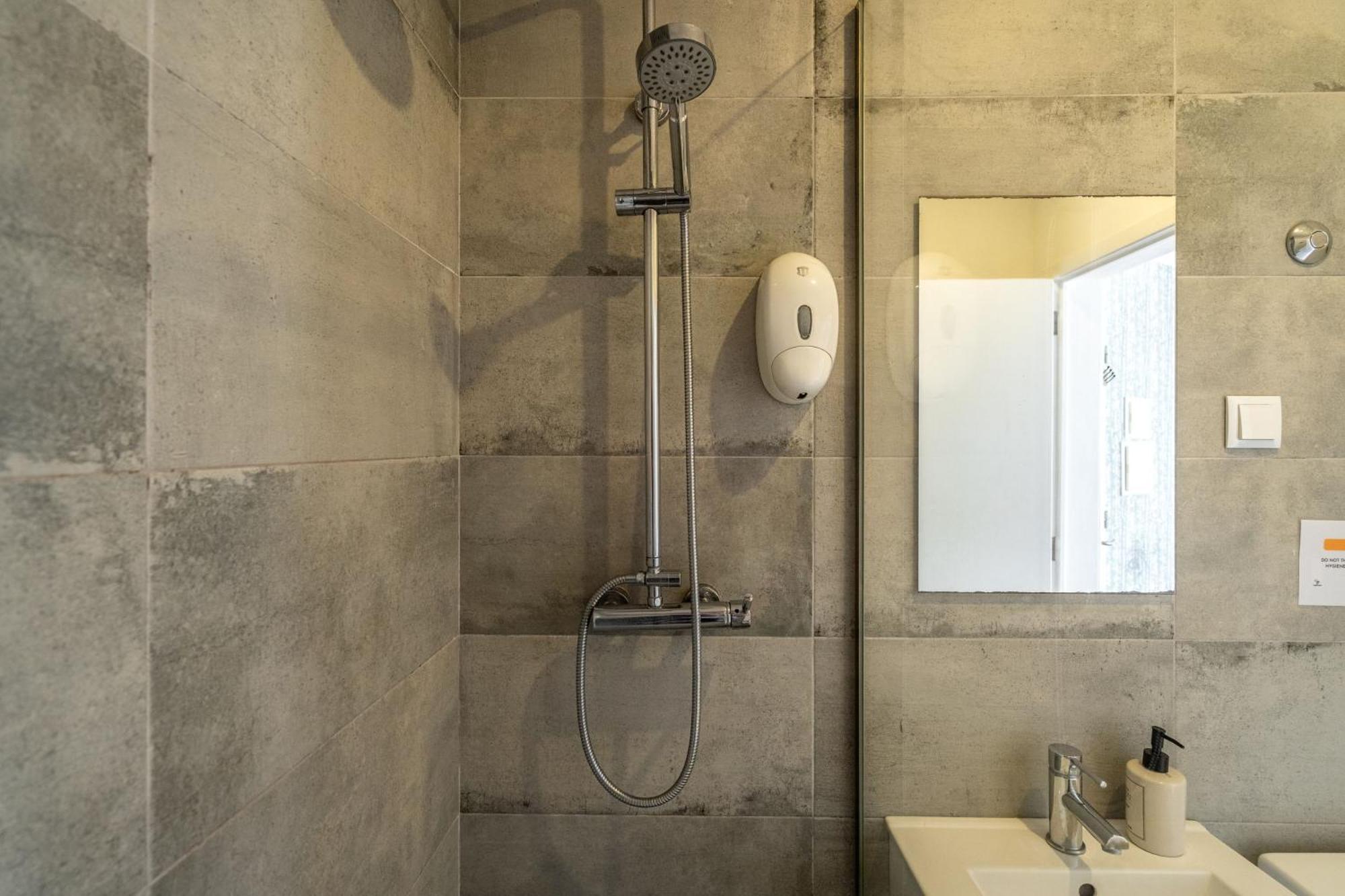 Cozy Avenida Guest house Lisbon