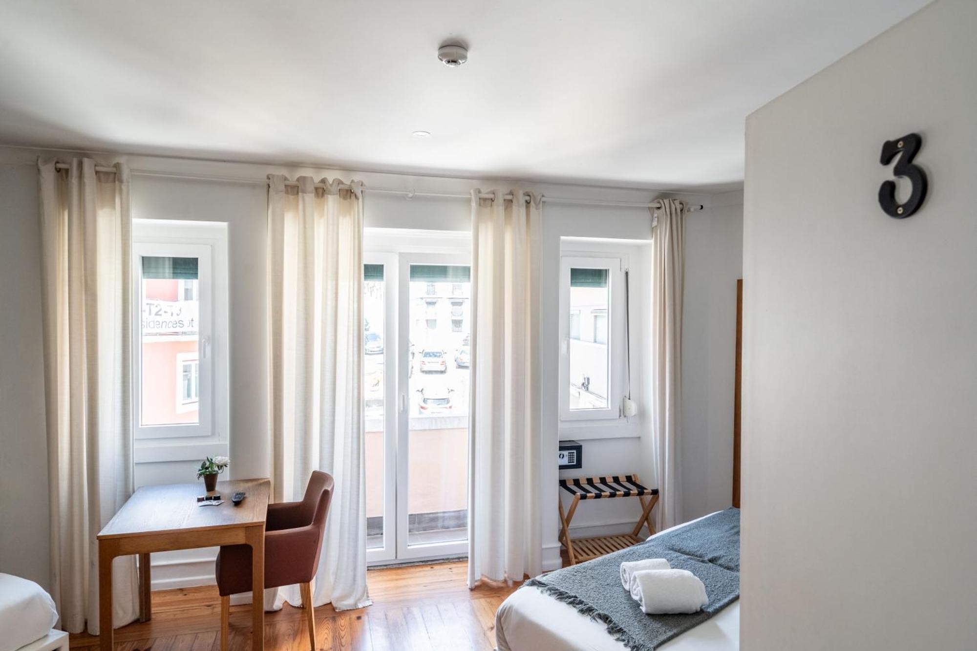 Guest house Cozy Avenida 3*